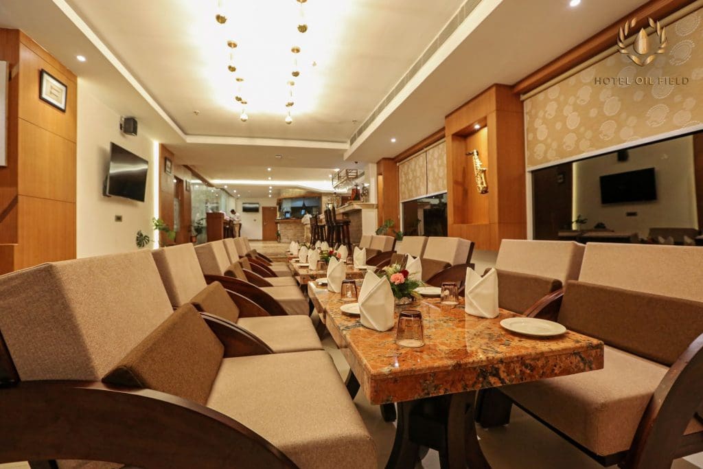 Lounge Hotel Oil Field